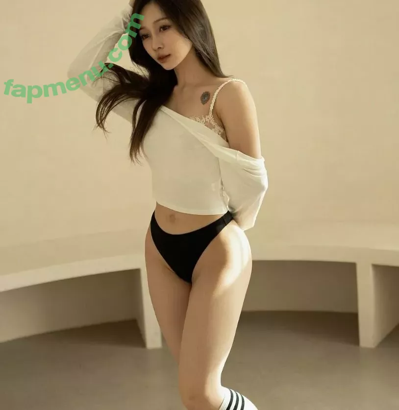 minnie_x nude photo #0342 (soitengmak)