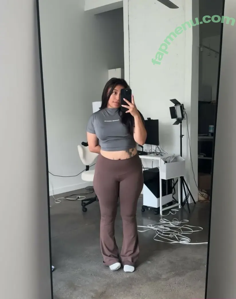 Minnieportable nude photo #0008 (minidivaonly)