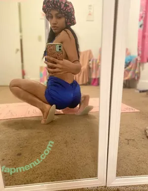 minniethefreak / minniedarke nude photo #0005