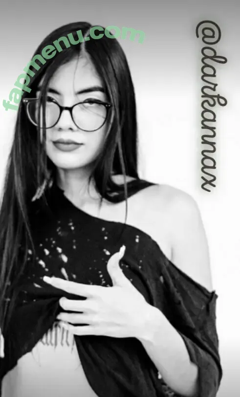 minniewhitee nude photo #0005 (minniewhitee)