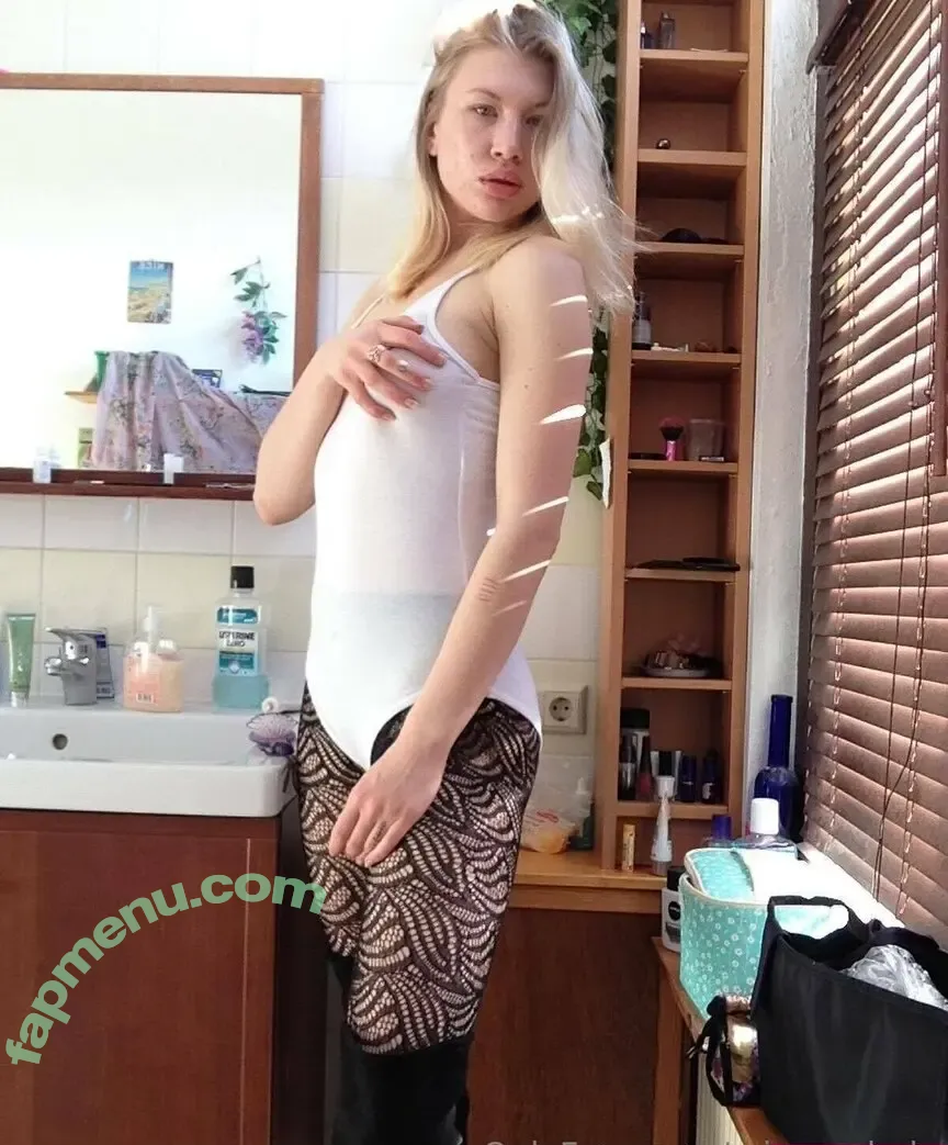MinxMelody nude photo #0022 (melodyannminx)