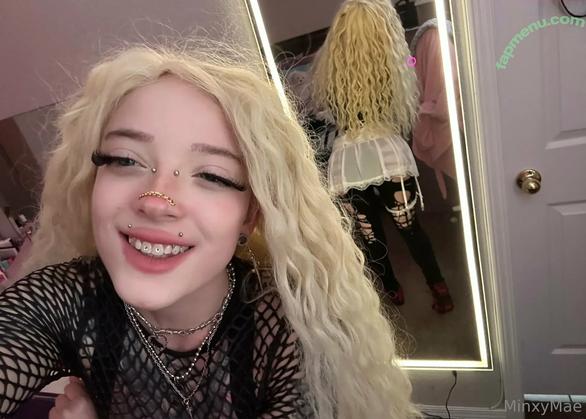 minxybites nude photo #0127 (Minxychompp / bubbles_irl / mewlabbs / minxybitez / minxybits)