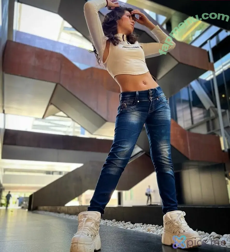minynaranja nude photo #0002 (minynaranja)
