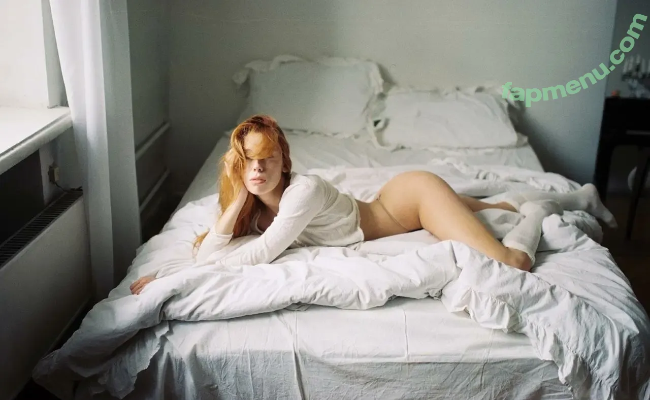 Miolenamio nude photo #0255 (Miolenamio)