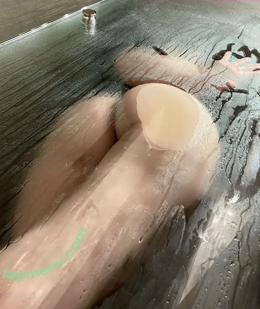 Miorin nude photo #0193 (Miooooooorin / Miorin002 / itsmemiorin / lovemeirin)