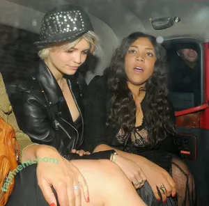 Miquita Oliver / miquitaoliver nude photo #0027
