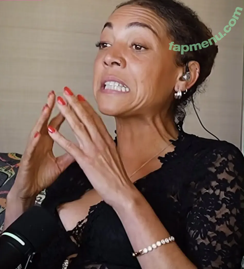 Miquita Oliver nude photo #0023 (miquitaoliver)