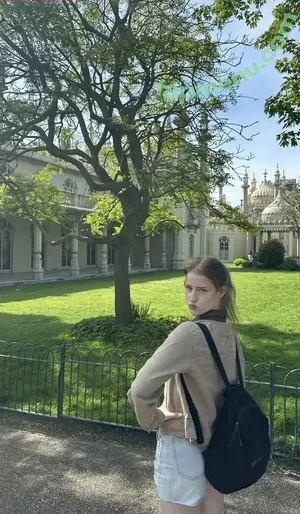 mira.004 / model_mira nude photo #3617