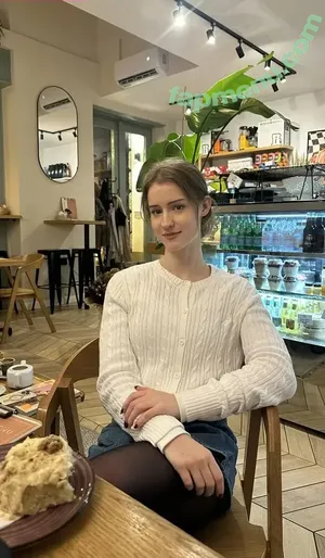 mira.004 / model_mira nude photo #3646