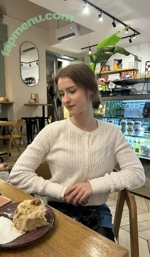 mira.004 / model_mira nude photo #3649