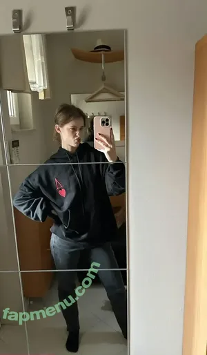 mira.004 / model_mira nude photo #3673