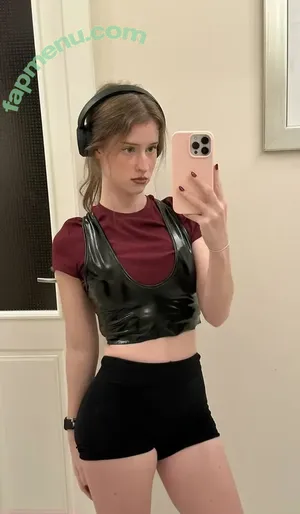 mira.004 / model_mira nude photo #3679