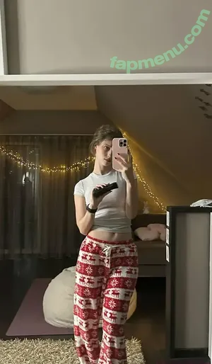 mira.004 / model_mira nude photo #3691