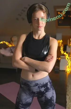 mira.004 / model_mira nude photo #3707