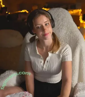 mira.004 / model_mira nude photo #3752