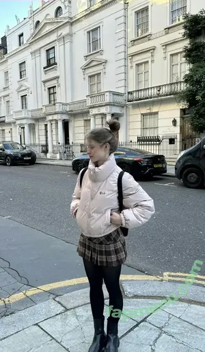 mira.004 / model_mira nude photo #3753