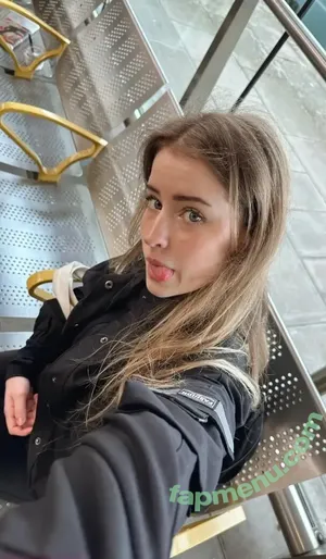 mira.004 / model_mira nude photo #3768