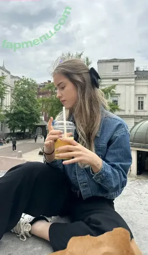 mira.004 / model_mira nude photo #3774