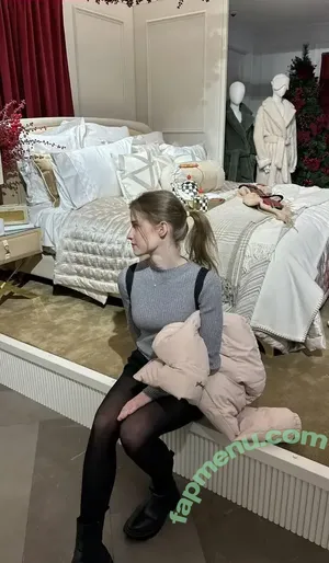 mira.004 / model_mira nude photo #3777