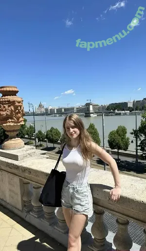 mira.004 / model_mira nude photo #3804