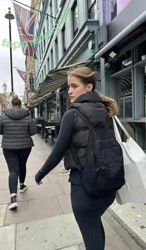 mira.004 / model_mira nude photo #3814