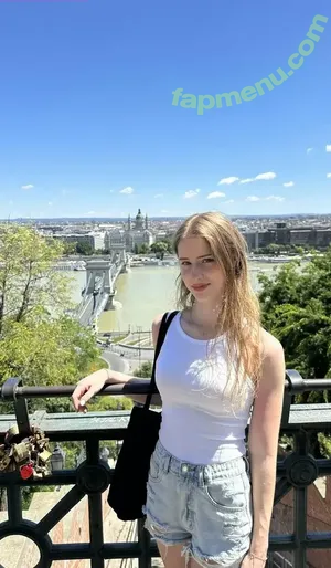 mira.004 / model_mira nude photo #3817