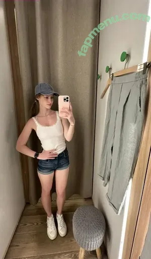 mira.004 / model_mira nude photo #3850