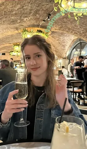 mira.004 / model_mira nude photo #3858