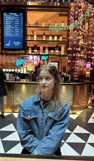 mira.004 / model_mira nude photo #3869