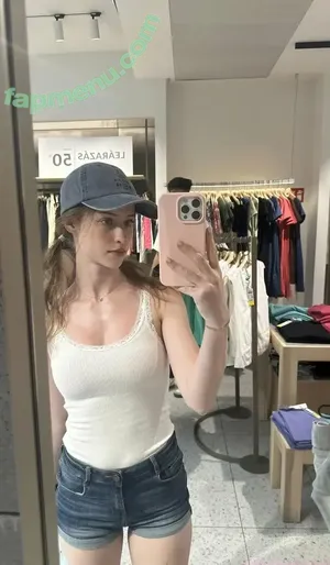 mira.004 / model_mira nude photo #3870