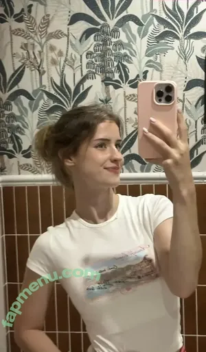 mira.004 / model_mira nude photo #3903