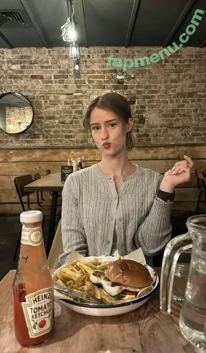 mira.004 / model_mira nude photo #3909