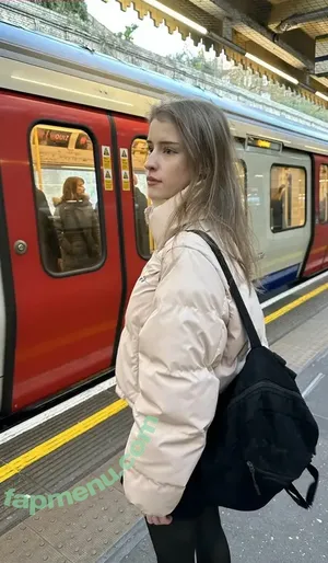 mira.004 / model_mira nude photo #3977