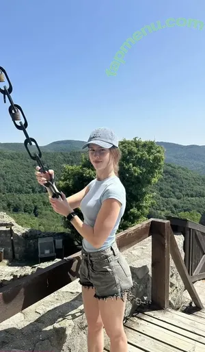 mira.004 / model_mira nude photo #3980