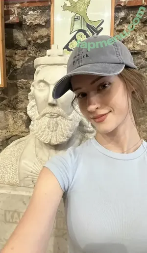 mira.004 / model_mira nude photo #3992