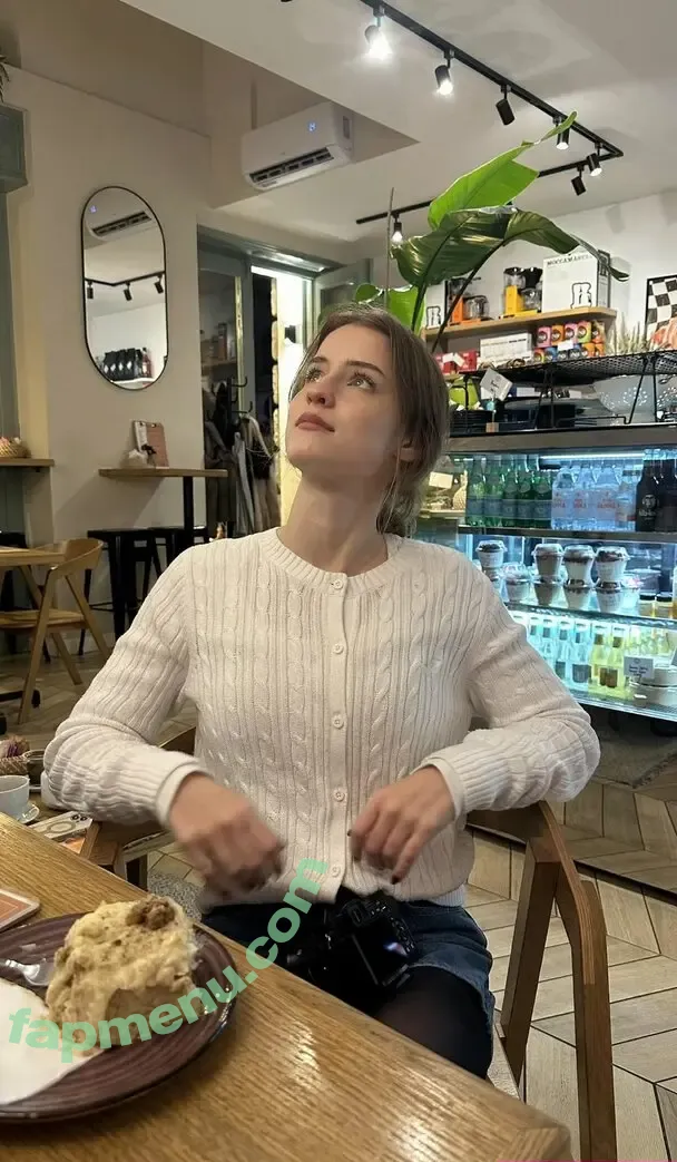 mira.004 nude photo #3647 (model_mira)