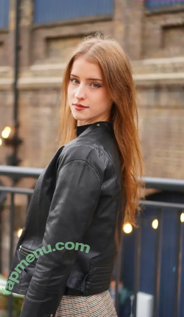 mira.004 nude photo #3670 (model_mira)