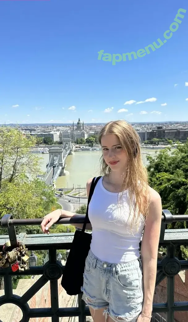 mira.004 nude photo #3817 (model_mira)