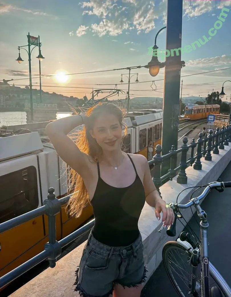 mira.004 nude photo #3880 (model_mira)