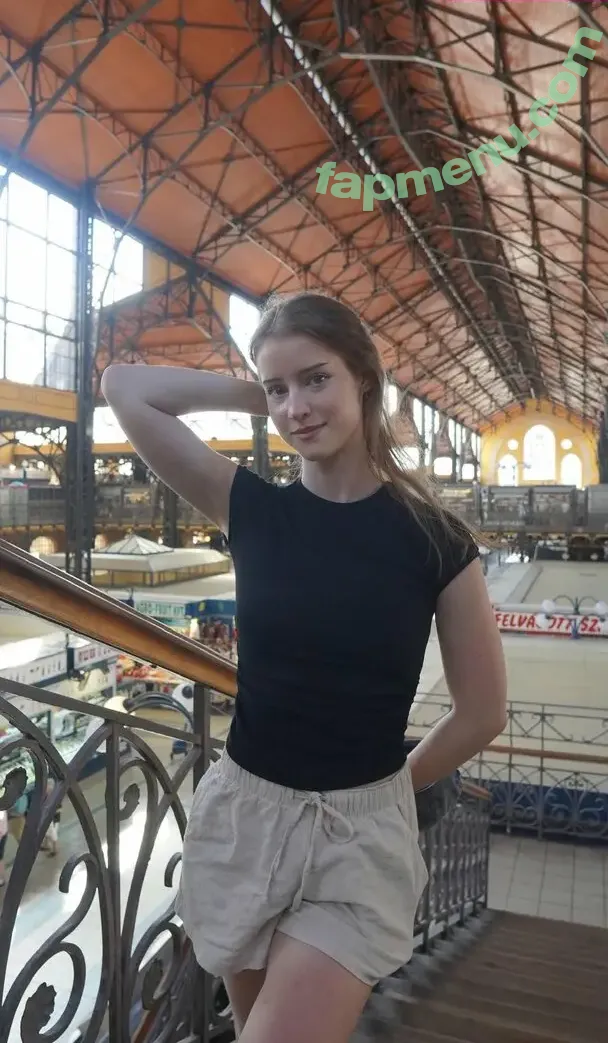 mira.004 nude photo #3926 (model_mira)