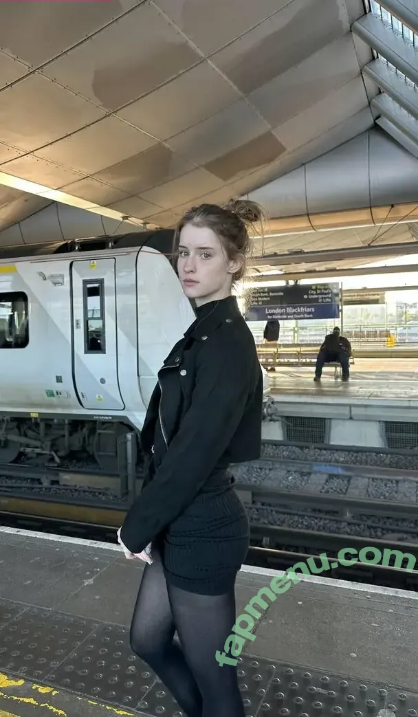 mira.004 nude photo #3943 (model_mira)