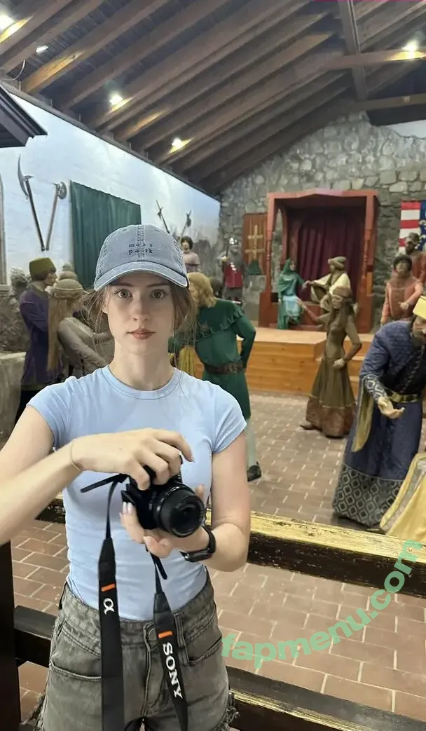 mira.004 nude photo #3963 (model_mira)