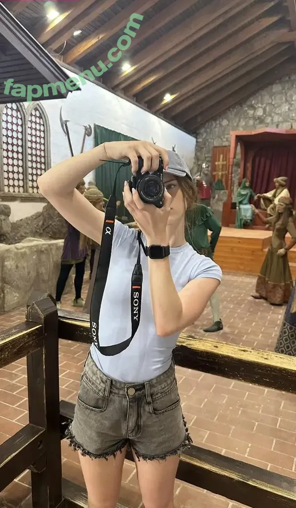 mira.004 nude photo #3964 (model_mira)