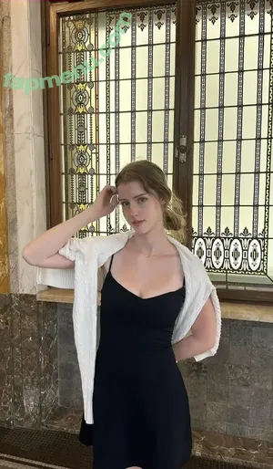 mira.004 / model_mira nude photo #4026