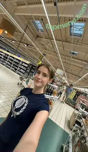 mira.004 / model_mira nude photo #4030