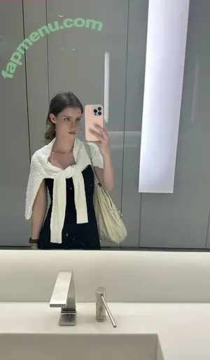 mira.004 / model_mira nude photo #4037