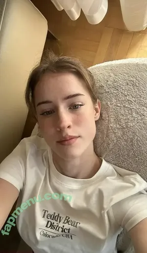 mira.004 / model_mira nude photo #4076