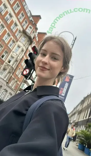 mira.004 / model_mira nude photo #4094