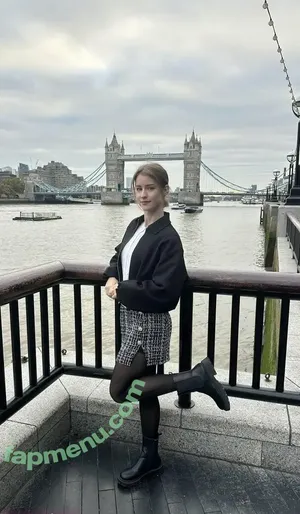 mira.004 / model_mira nude photo #4110