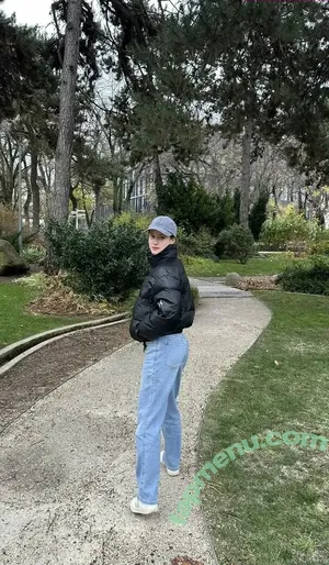 mira.004 / model_mira nude photo #4131